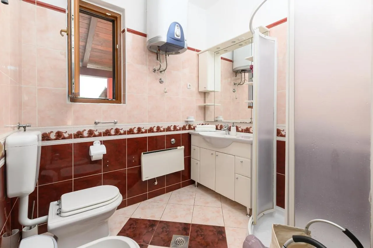 Villa Carla With Private Pool & Kids Playground - Pet Friendly Mutvoran